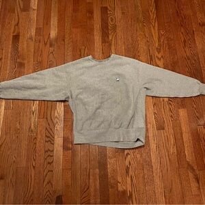 Gray roe Crewneck Sweater